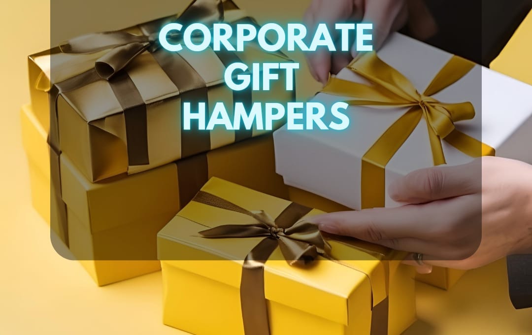 Corporate Gift Hampers - GiftanaIndia