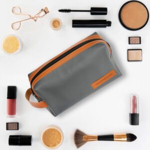 Essential Multi Utility Dopp Kit