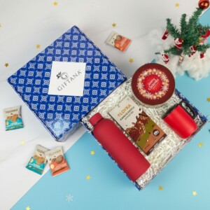 New Year Sweet & Savory Hamper – Bottle, Mug & Cookies