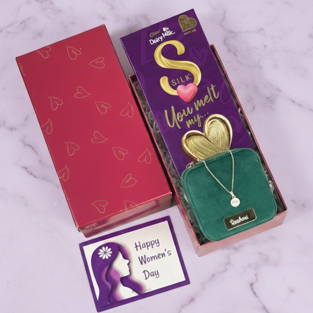 Personalized Jewellery Box with 1111 Locket, Big Heart Silk Chocolate, Women's Day Card - Red Heart Top Bottom Box (Green) International Women's Day Corporate Jewellery Gift Set with 11:11 Locket