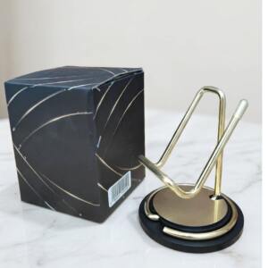 Custom Golden Desktop Mobile Stand