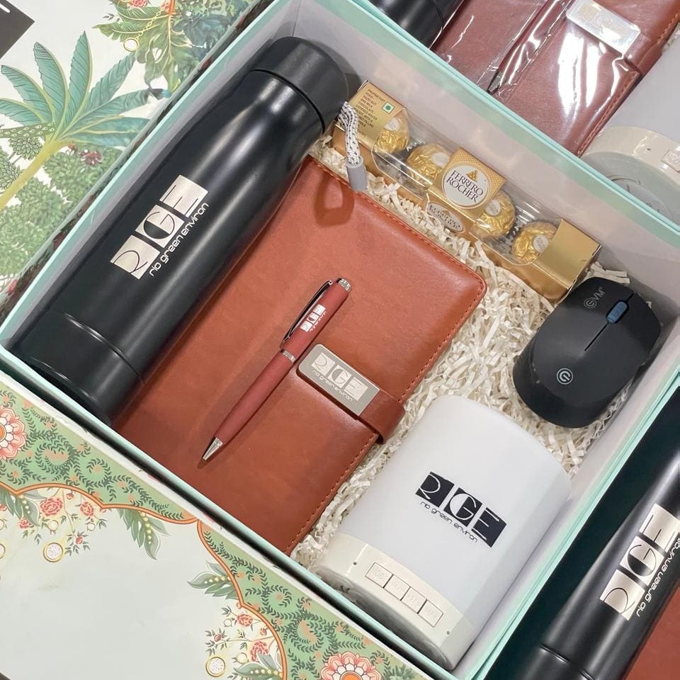 Premium 7-in-1 Executive Gift Set with Flask, Diary & Speaker Premium 7-in-1 Executive Gift Set with Flask, Diary & Speaker